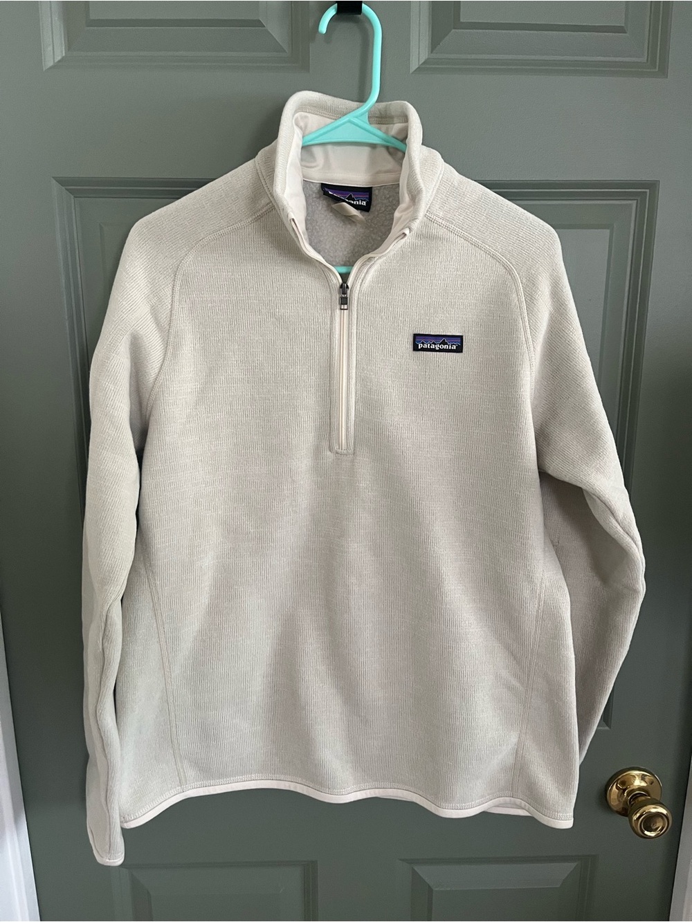 Patagonia Women’s Cream Half-Zip Fleece Pullover